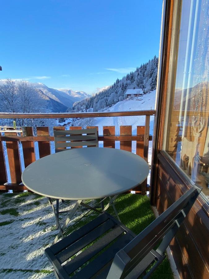 Appartement Cosy Au Pied Des Pistes 라클루자 외부 사진